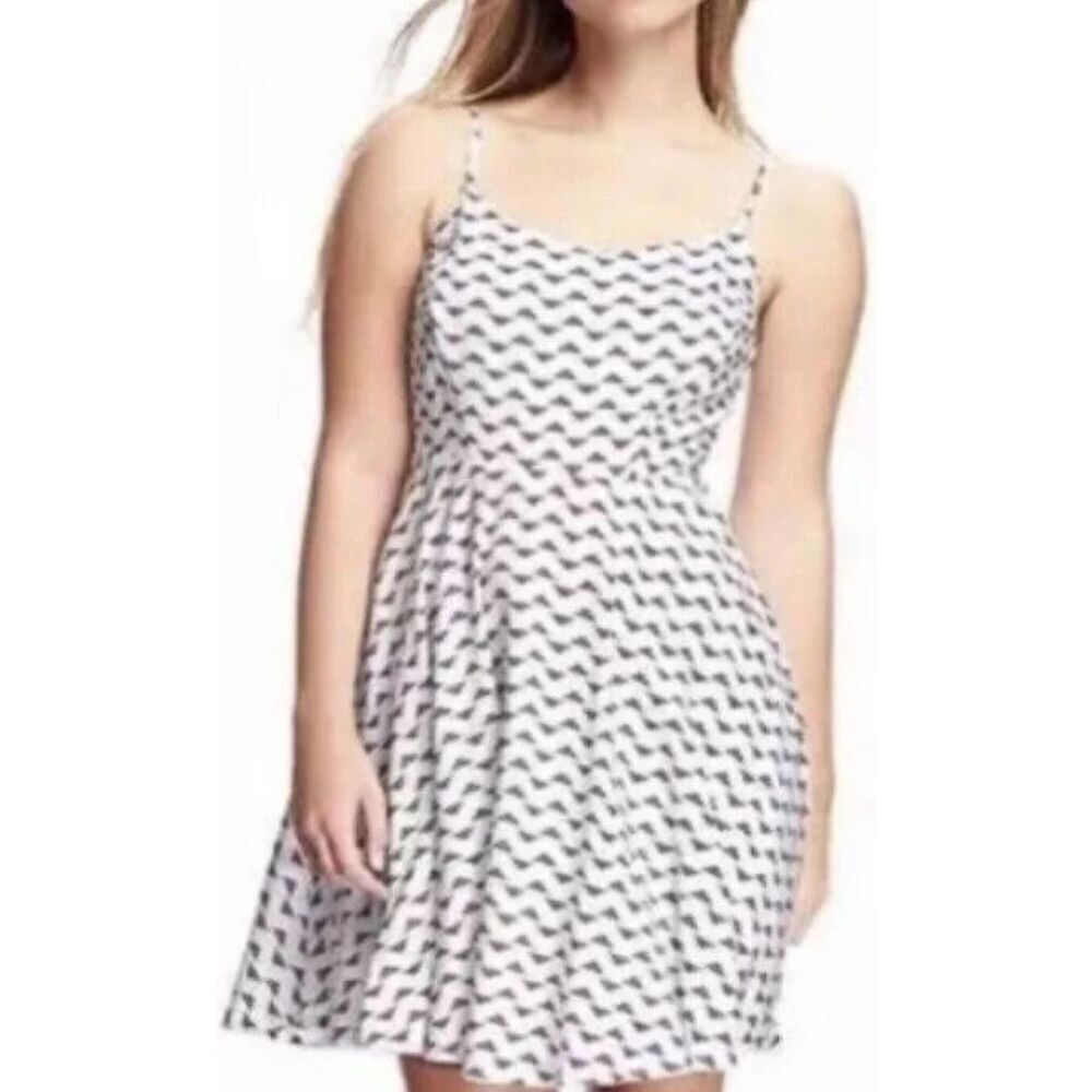 OLD NAVY White Black Smocked Back Spaghetti Strap Fit & Flare Mini Dress Medium